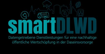 smartDLWD Logo mit Stadtskyline-Icons über dem Text und dem Slogan „Datengetriebene Dienstleistungen für eine nachhaltige öffentliche Wertschöpfung in der Daseinsvorsorge"