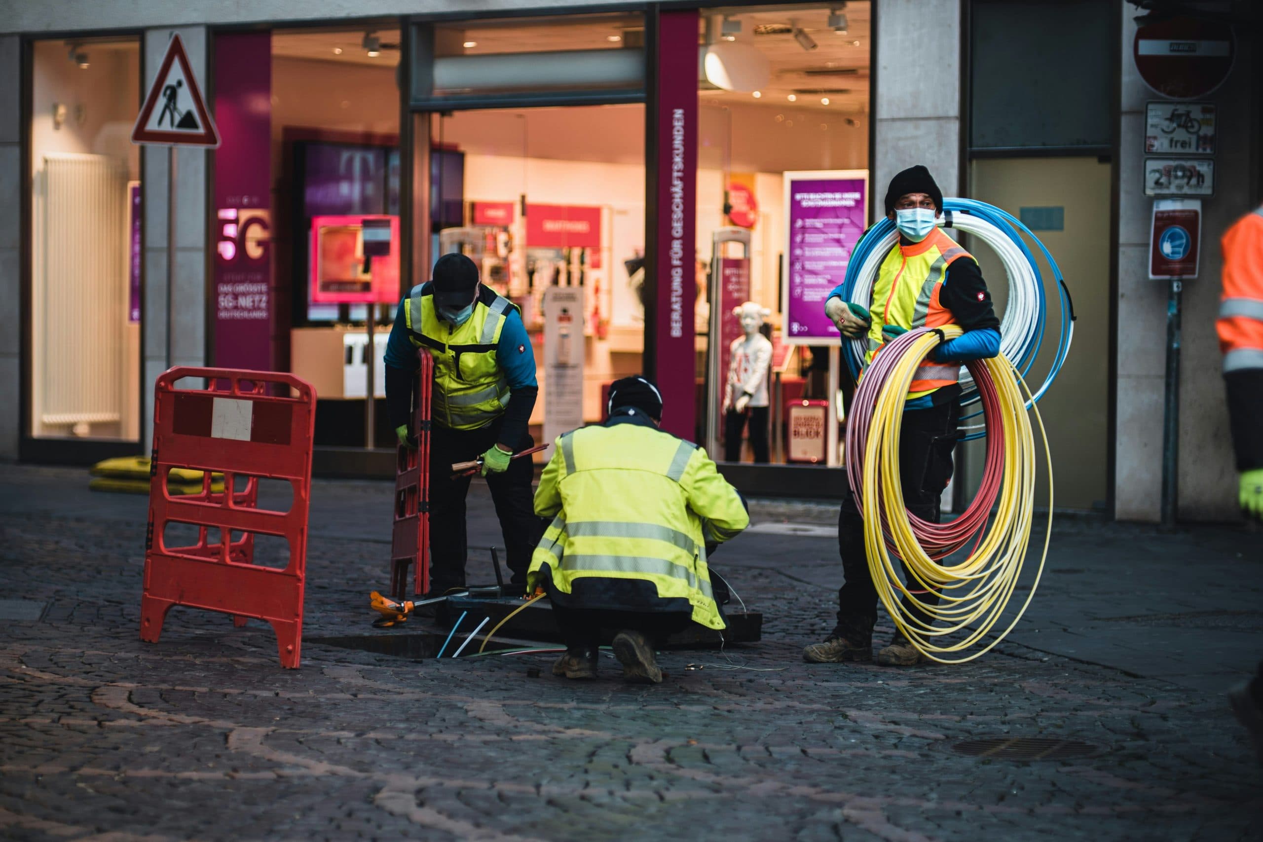 How software can accelerate broadband expansion